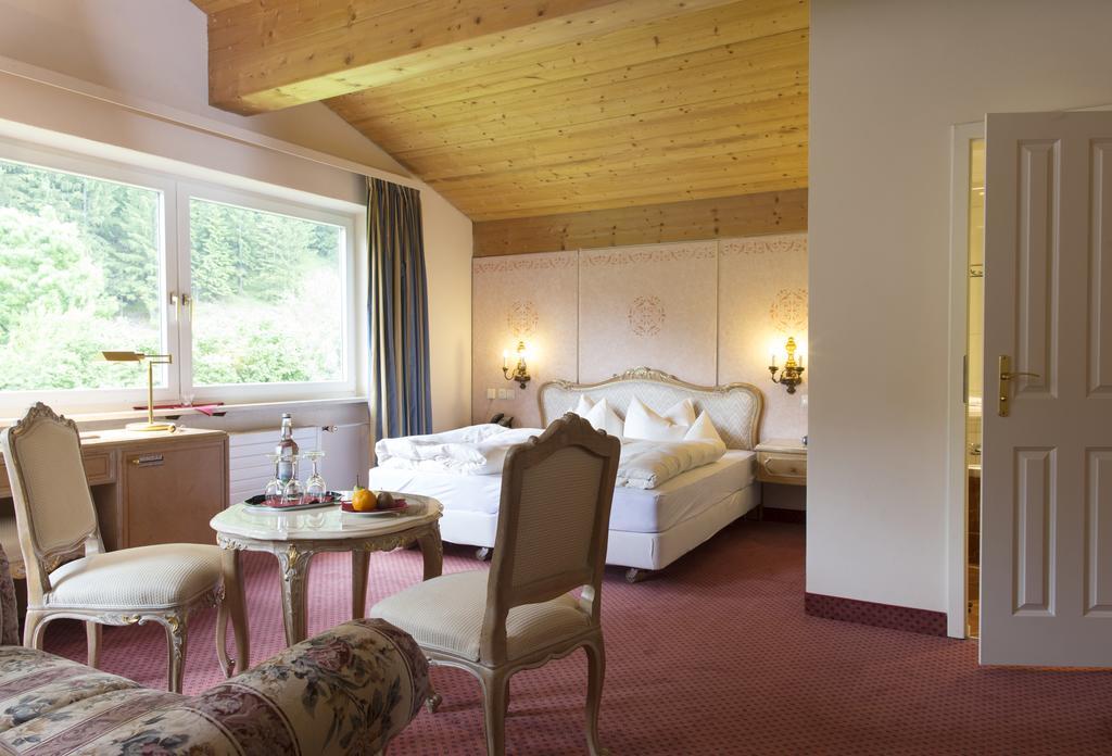 Familotel Bavaria Pfronten-Familien Hotel-Alles Inklusive Konzept Oda fotoğraf